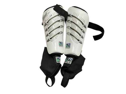 USED Franklin Soccer Shin Guards Youth White Youth