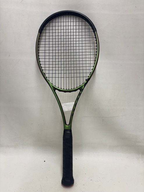 Vist Large View of Product Image Which is Used Wilson BLADE V8 Adult Tennis Racquet Green 4 1/2"