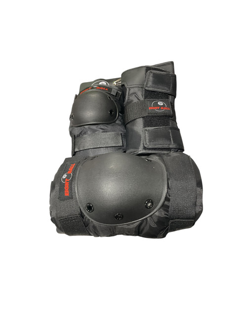 Vist Large View of Product Image Which is Used Inline Protective Set Black LG