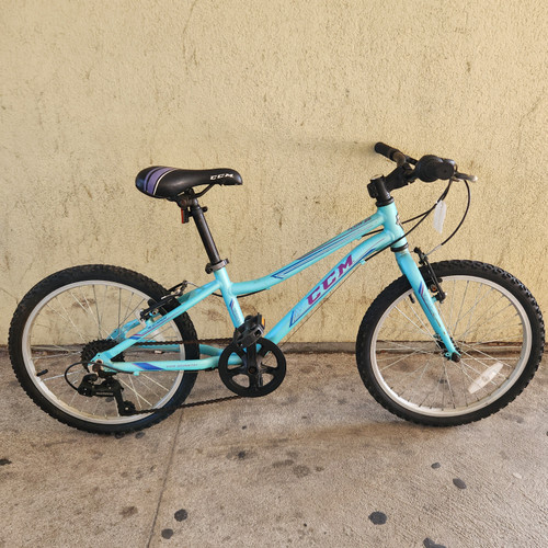 Used CCM FLOW 20 Mountain Bike Girls None 20" 10589-S000415561
