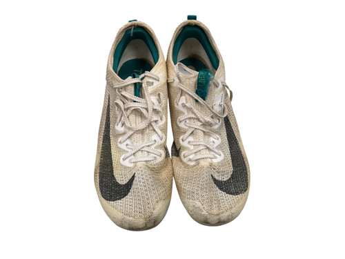 USED Nike Track & Field Cleats Adult White Senior 10.5
With bag and spike adjustment tool