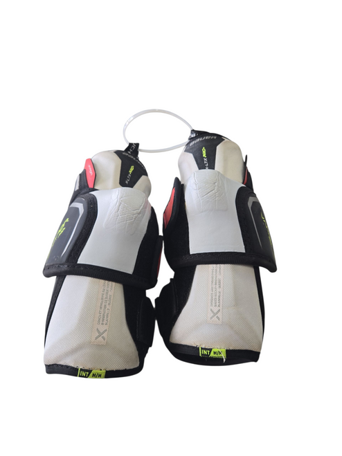Vist Large View of Product Image Which is Used Bauer XLTX PRO+ Intermediate Elbow Pads MD 11617-S000328102