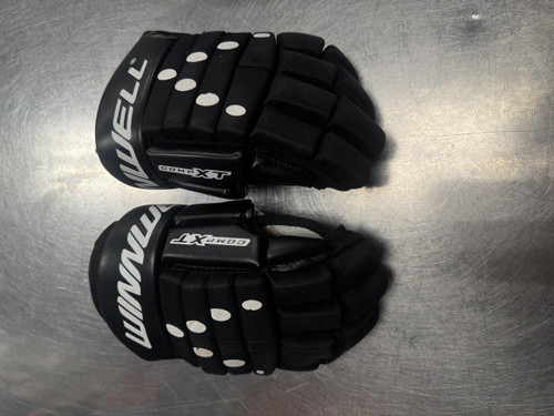 Vist Large View of Product Image Which is Used WinnWell COMP XT Junior Gloves Black 11" 11774-S000082027