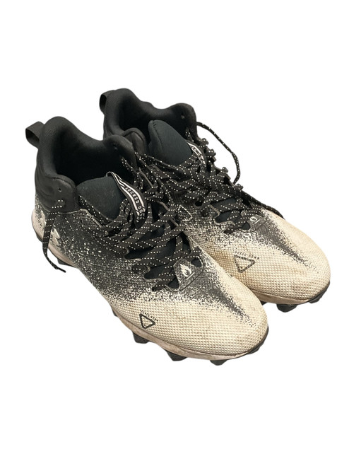 Used Under Armour Adult FB Cleats White Senior 8