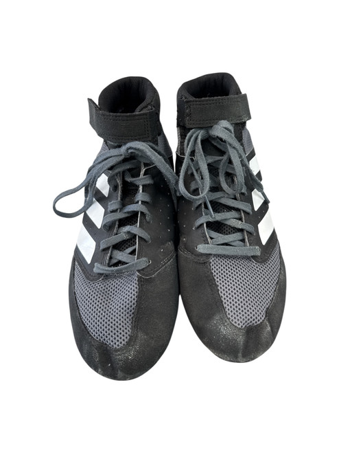 Wrestling shoes