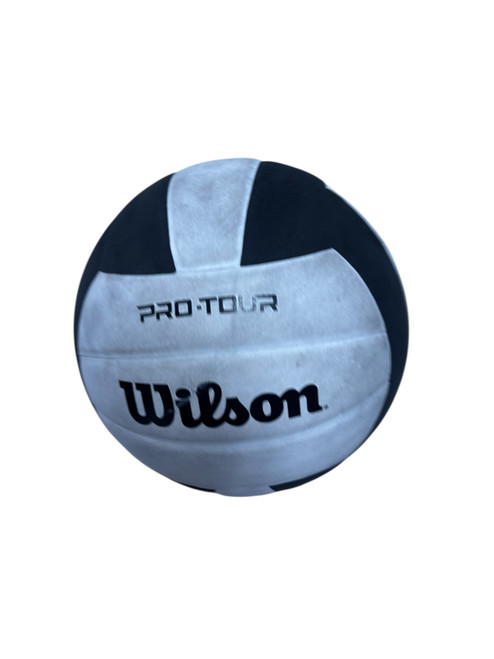 Used Wilson PRO TOUR Indoor Volleyball 11731-S000143382