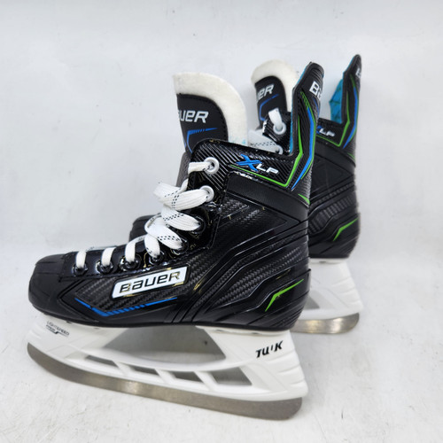 Used Bauer XLP Junior Hockey Skate Junior 02 10589-S000415699