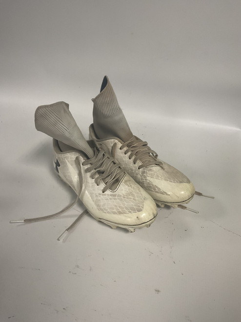 Vist Large View of Product Image Which is Used Under Armour Jr FB Cleats White Junior 04