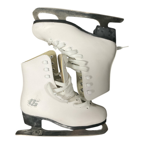 Vist Large View of Product Image Which is Used CCM CS Girls Figure Skate White Junior 01 11362-S000161412