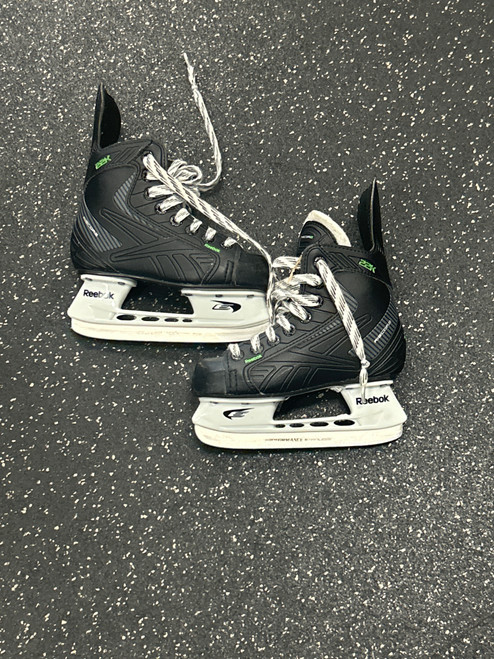 Used Reebok 22K Youth Hockey Skate Youth 11.0 11726-S000283550