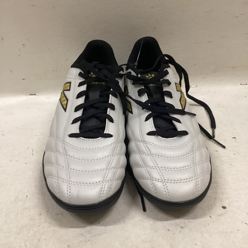 Used Soccer Indoor Shoes White Senior 6 11725-S000488852