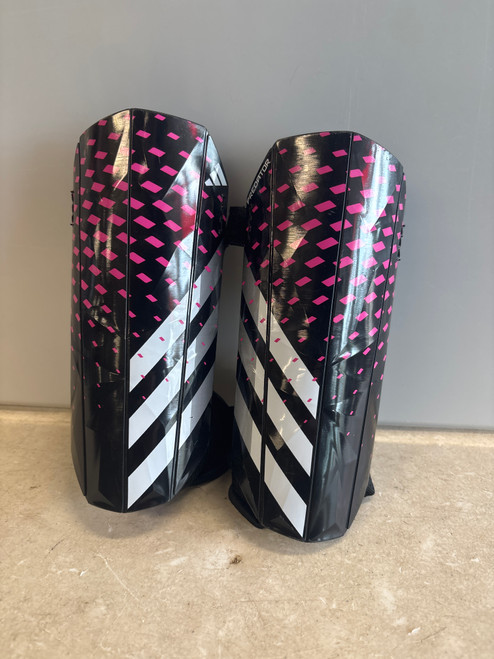 Used Adidas Soccer Shin Guards Junior None Junior 11858-S000077247