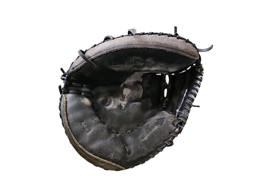 Used Easton ALPHA BB/SB Catchers RH Throw Black 30" 11617-S000328195