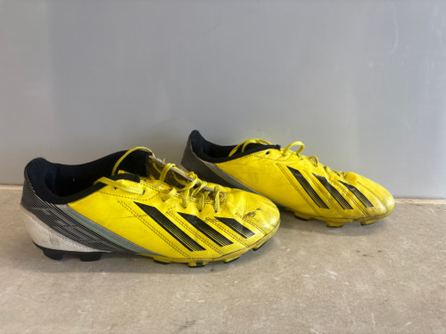 Used Adidas Soccer Cleats None Senior 5.5 11858-S000077258