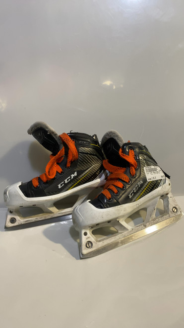 Vist Large View of Product Image Which is Used CCM TACKS 9060 GSKT JR 1.5 Junior Goalie Skate Junior 01.5