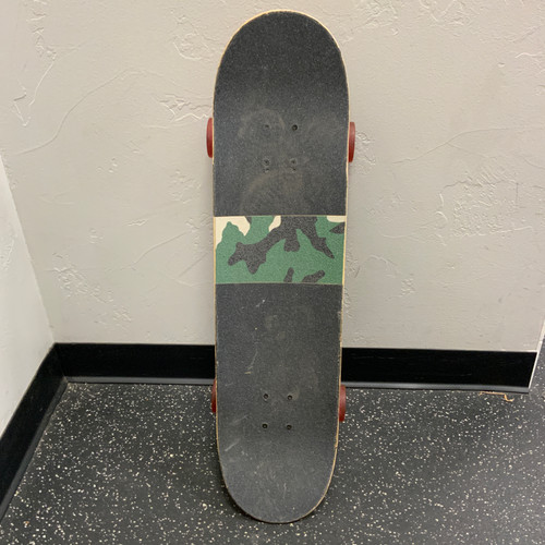 Used Complete Skateboard Black Regular 11762-S000066199