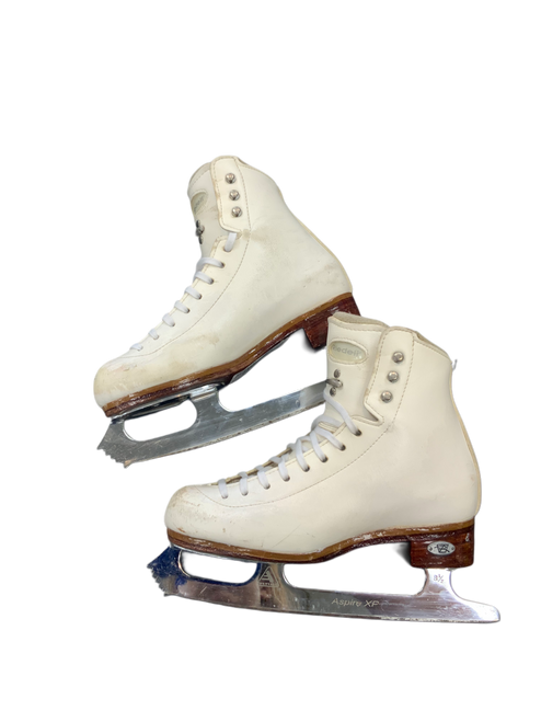 Vist Large View of Product Image Which is Used Riedell ASPIRE XP Girls Figure Skate White Junior 02 11770-S000062283