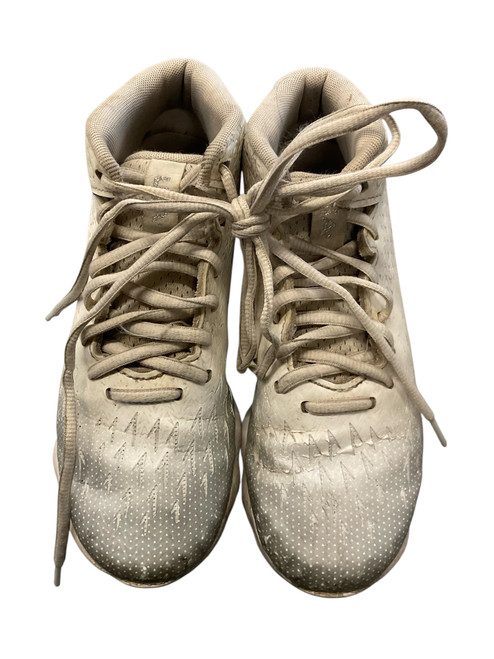 Vist Large View of Product Image Which is Used Under Armour CLEATS BB/SB Cleats White And Silver Junior 03.5