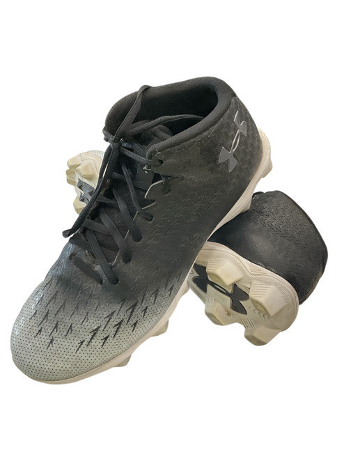 Used Under Armour Adult FB Cleats Black Senior 8.5 11856-S000021261
