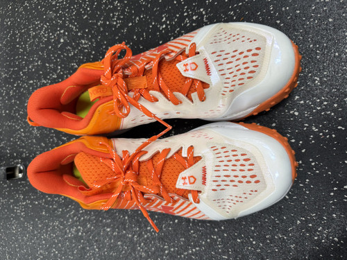 Used Under Armour YARD BB/SB Cleats White And Orange Senior 11.5 11849-S000029627