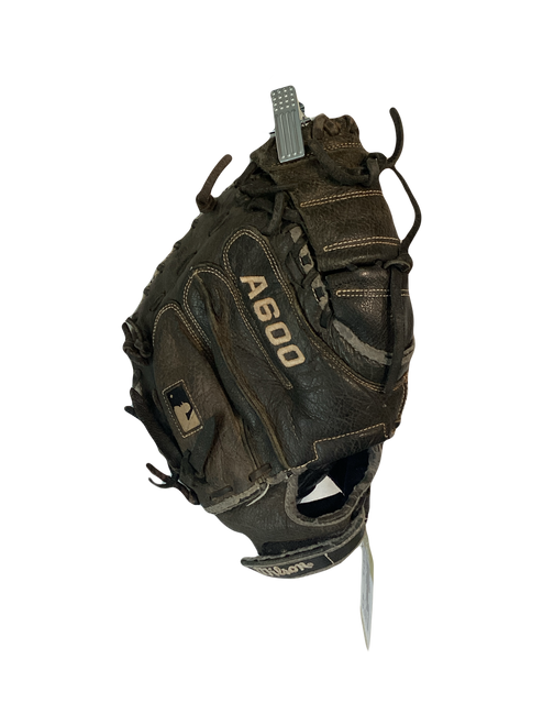 Used Wilson A600 BB/SB Catchers RH Throw Black 32 1/2" 11642-S000131263