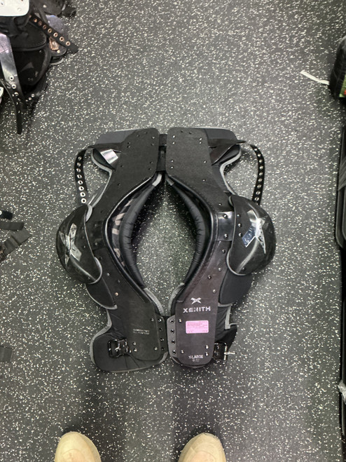 Vist Large View of Product Image Which is Used Xenith PRO ALL PURPOSE FB Shoulder Pads Black XL