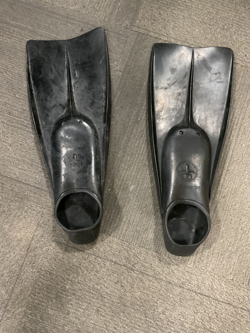 Used Aqua Lung OTARIE FLIPPERS Water Swim Accessory 11614-S000217492
