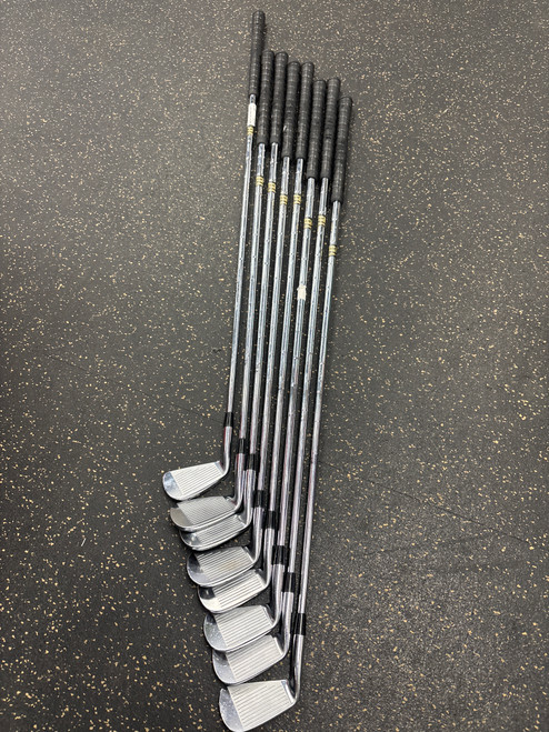 Vist Large View of Product Image Which is Used Titleist 670 Mens Iron Set RH 2I-9I
