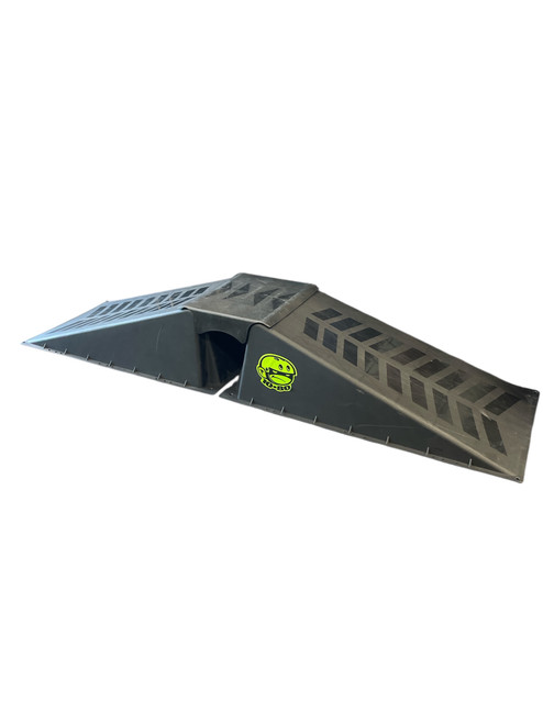 Vist Large View of Product Image Which is Used TEN-EIGHTY Ramp Skateboard Field Equipment 11362-S000161501