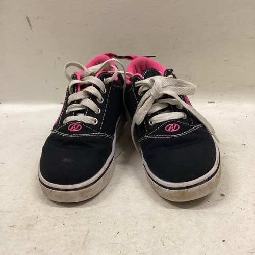 Vist Large View of Product Image Which is Used Heely YTH SHOES SZ 3 Skateboard Accessory 11725-S000488984