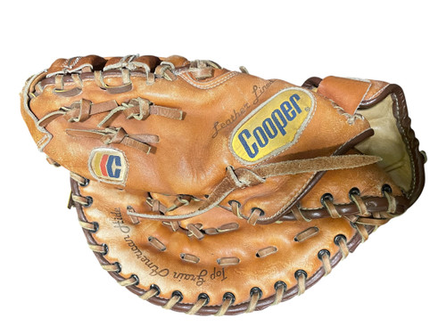 Vist Large View of Product Image Which is Used Cooper DIAMOND DELUXE 663 BB/SB Catchers LH Throw Brown 30"