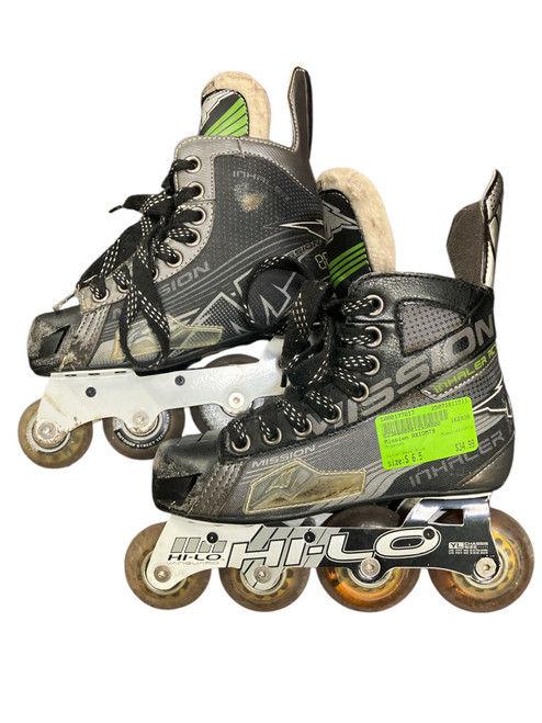 Vist Large View of Product Image Which is Used Mission AXIOMT9 Senior Rec Fitness Skates Navy Blue Senior 6.5