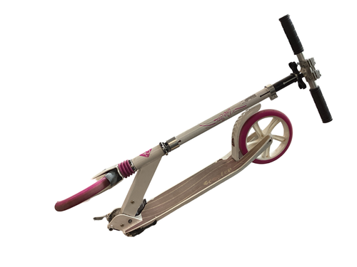 Vist Large View of Product Image Which is Used Razor BELEEV Scooter Pink