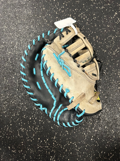 Vist Large View of Product Image Which is Used Wilson 2800PS BB/SB First Base LH Throw Grey 12"