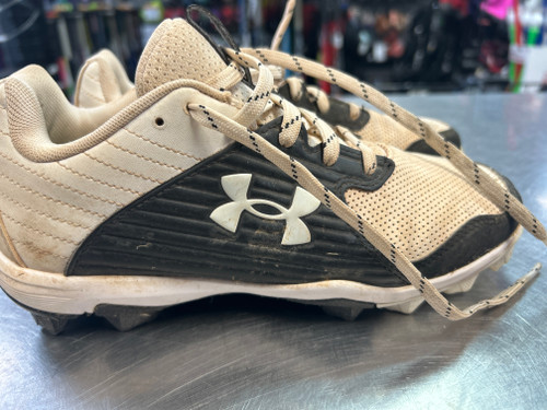 Vist Large View of Product Image Which is Used Under Armour LEADOFF BB/SB Cleats White Junior 05.5