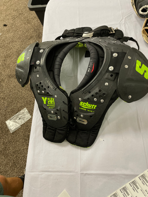 Used Schutt 14-15 FB Shoulder Pads Black LG 11307-S000257734