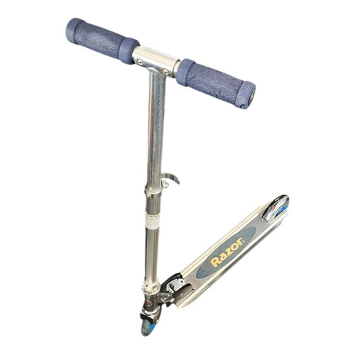 Vist Large View of Product Image Which is Used Razor RAZOR SCOOTER Scooter Navy Blue 11820-S000043666