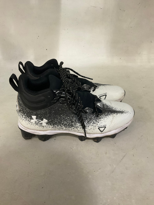 Used Under Armour Adult FB Cleats Black And White Senior 6 11790-S000046873