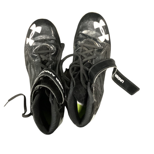 Used Under Armour Adult FB Cleats Black Senior 6 11479-S000399016