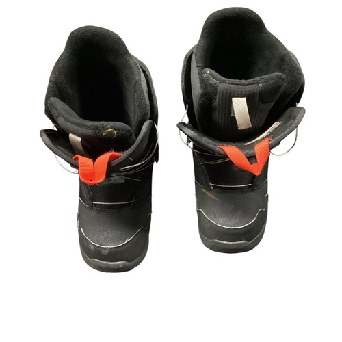 Vist Large View of Product Image Which is Used Burton ZIPLINE BOA Boys Snowboard Boots Black Youth 07.0 11479-S000399029