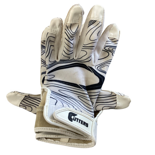 Used Cutters EPIC FB Gloves White MD 11760-S000079078