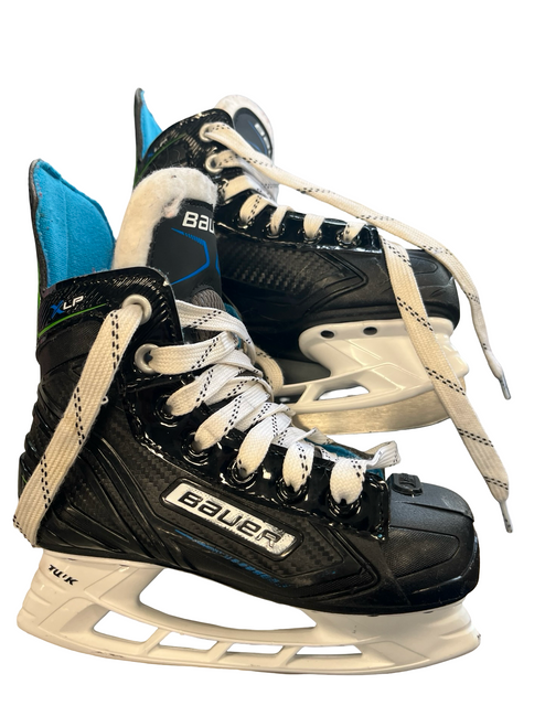 Vist Large View of Product Image Which is Used Bauer XLP Youth Hockey Skate Youth 11.0