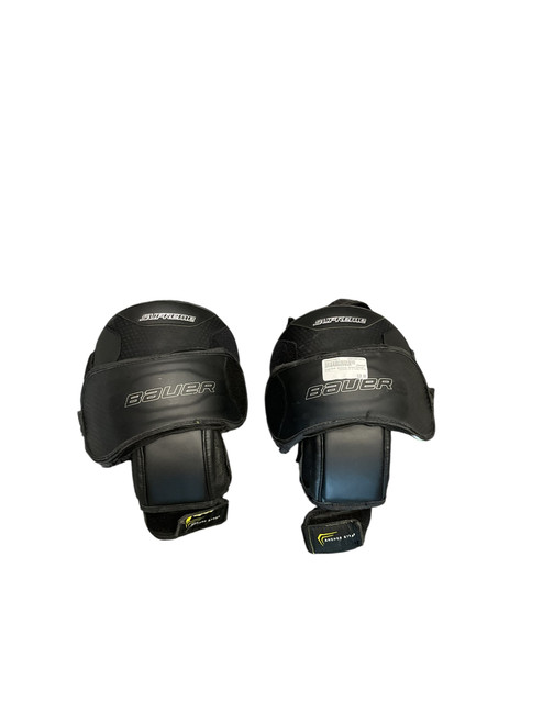 Vist Large View of Product Image Which is Used Bauer SUPREME 37.5 KNEE/THIGH Goalie Accessory 11814-S000375971
