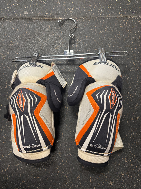 Vist Large View of Product Image Which is Used Bauer ONE 60 Intermediate Elbow Pads SM 11774-S000082118