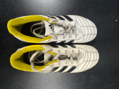 Vist Large View of Product Image Which is Used Adidas Soccer Turf Shoes Yellow Junior 01 11774-S000082120