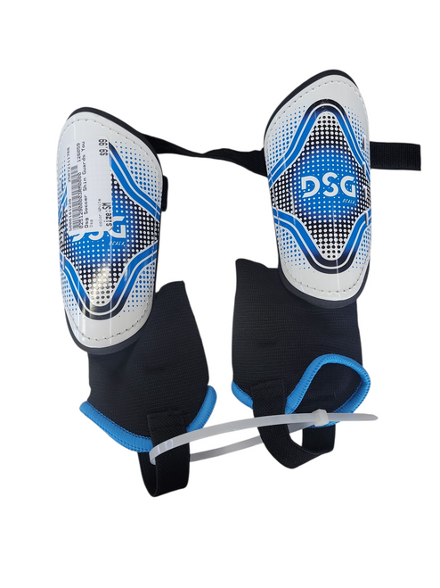 Used Dsg Soccer Shin Guards Youth White SM 11708-S000181238
