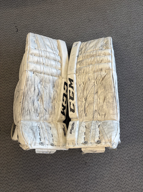 Used CCM E FLEX 860 Goalie Leg Pads Inter None 30" 11858-S000077387