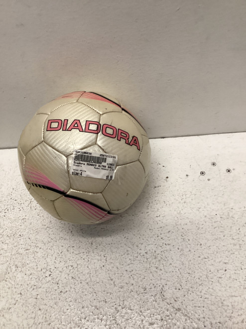 Used Diadora MONACO ULTRA All Size Soccer Ball White 4 11443-S000196030