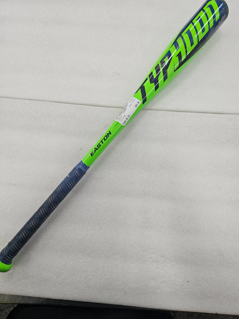 Vist Large View of Product Image Which is Used Easton TYPHOON BB/SB USA 2 1/4 Bat 26" 11713-S000147026
