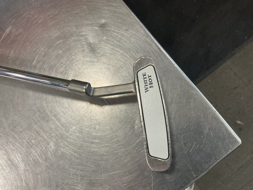 Vist Large View of Product Image Which is Used Odyssey WHITE HOT 4 Mens Putter RH 11614-S000217712